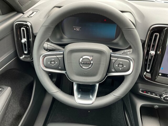 Volvo  C40