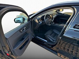 Volvo  V60