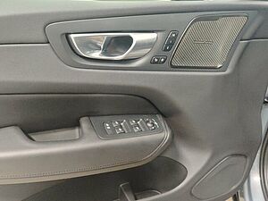 Volvo  XC60