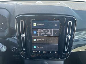 Volvo  XC40