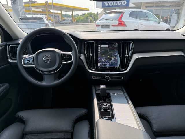 Volvo  Plus Dark