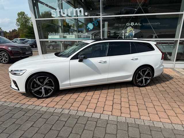 Volvo  Plus Dark