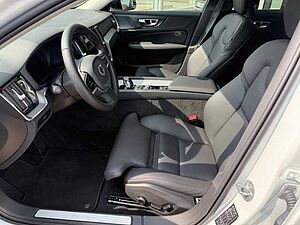 Volvo  Plus Dark