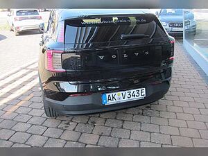Volvo  Plus 2WD Pure Electric *Winterpaket*