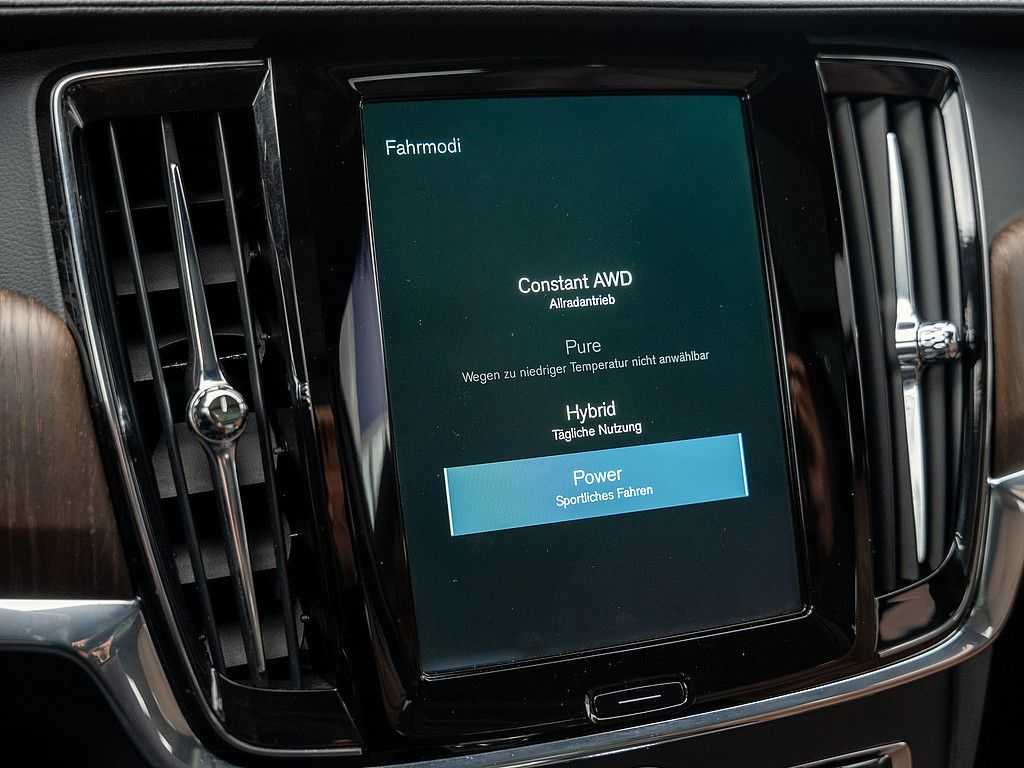 Volvo  T6 AWD Recharge Inscription