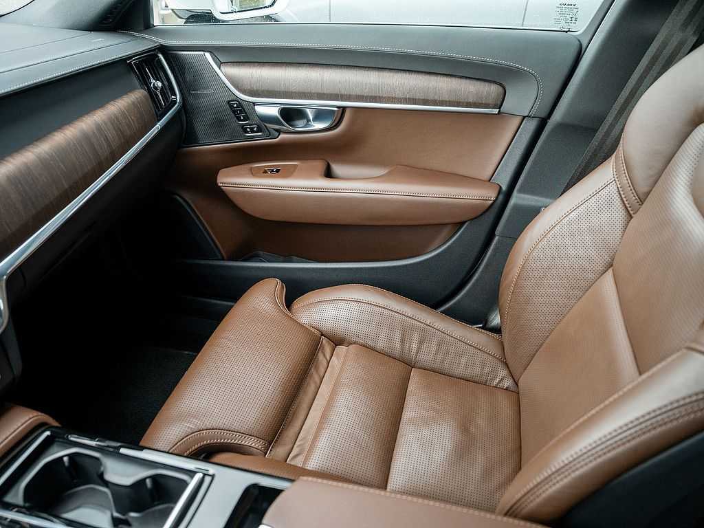 Volvo  T6 AWD Recharge Inscription