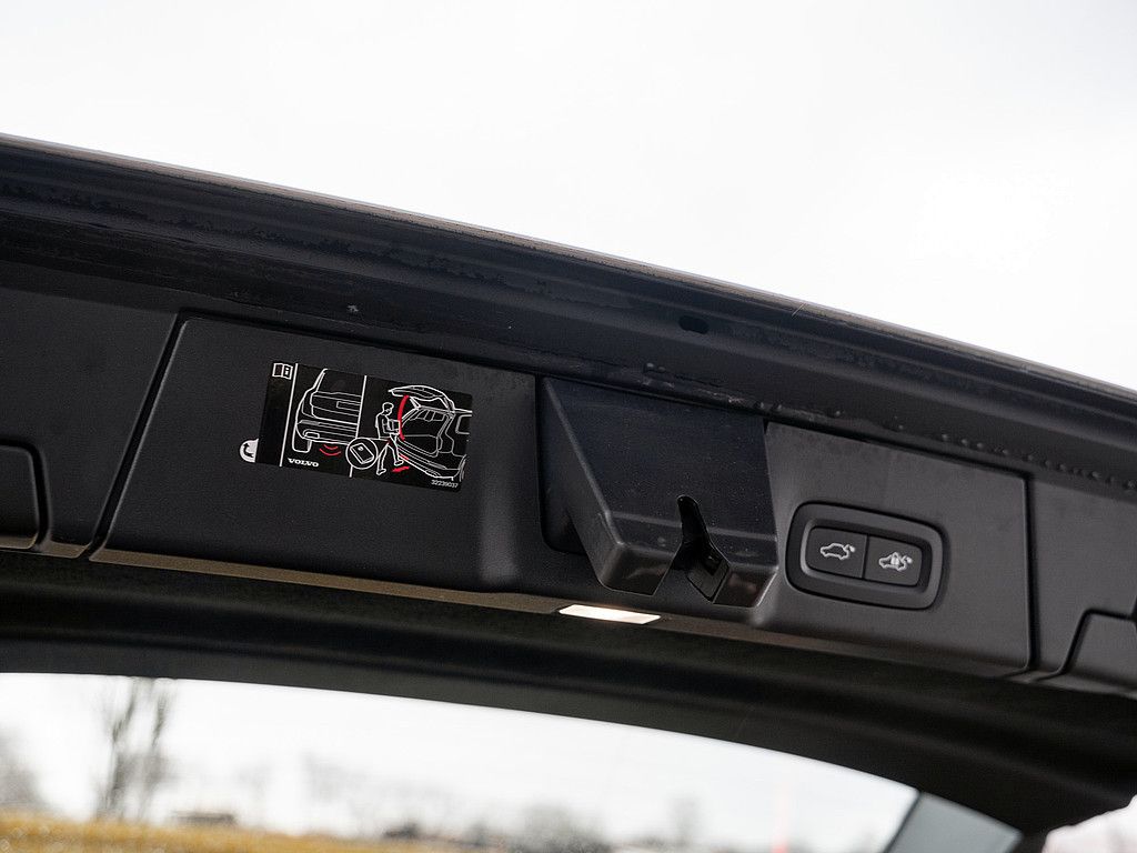 Volvo  T6 AWD Recharge Inscription