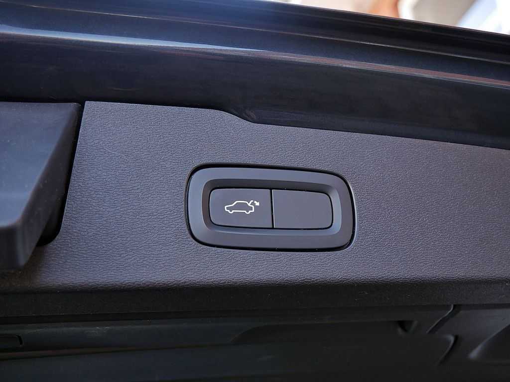 Volvo  D3 Momentum Pro