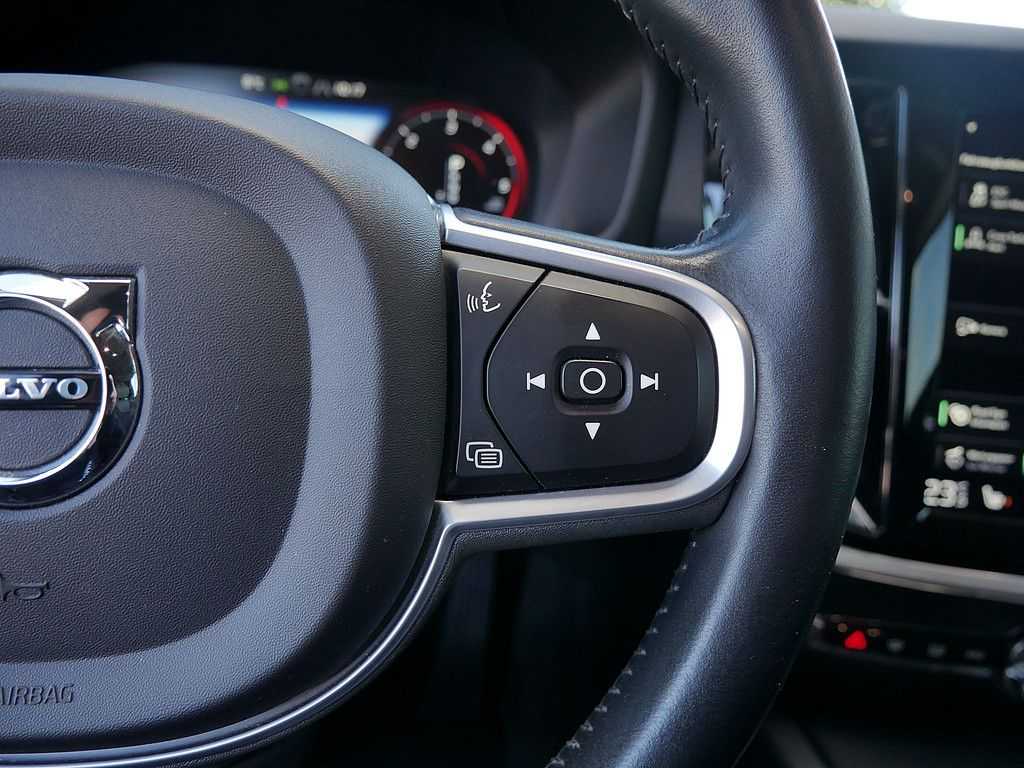 Volvo  D3 Momentum Pro