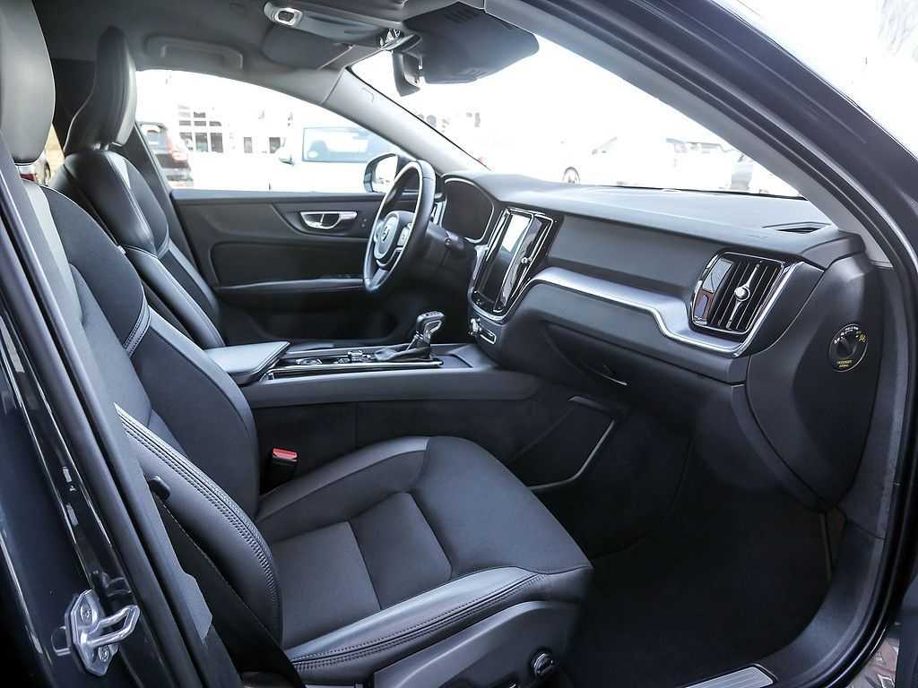 Volvo  D3 Momentum Pro