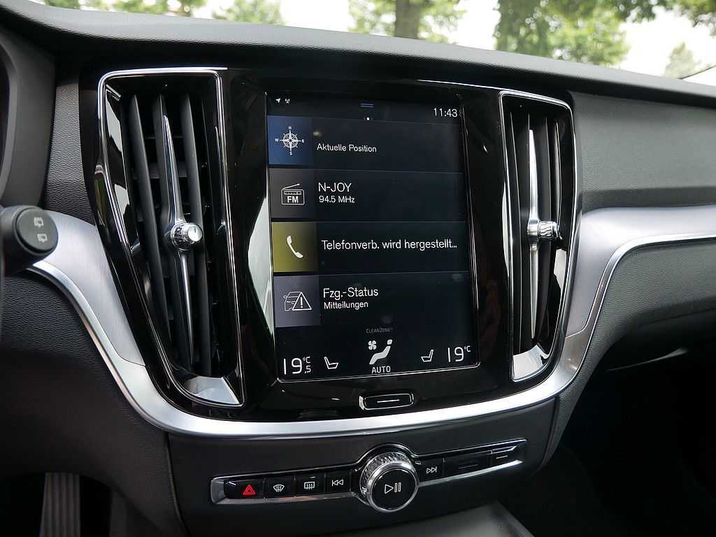 Volvo  D4 Momentum