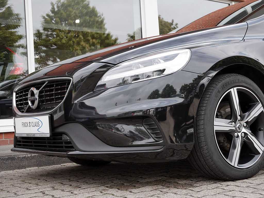 Volvo  D2 R-Design
