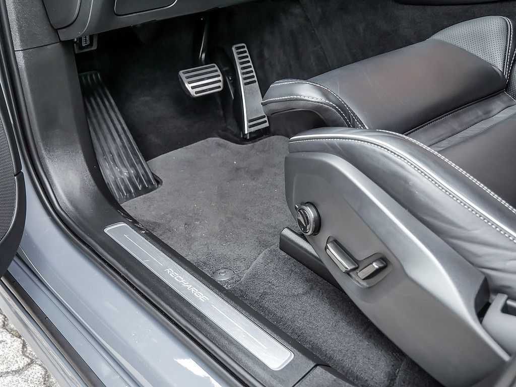 Volvo  T8 AWD R Design Edition 360° LUFTFEDERUNG