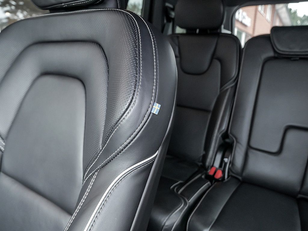 Volvo  T8 AWD R Design Edition 360° LUFTFEDERUNG