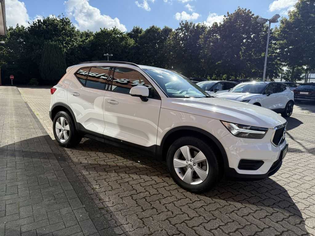 Volvo  T2 Momentum Core