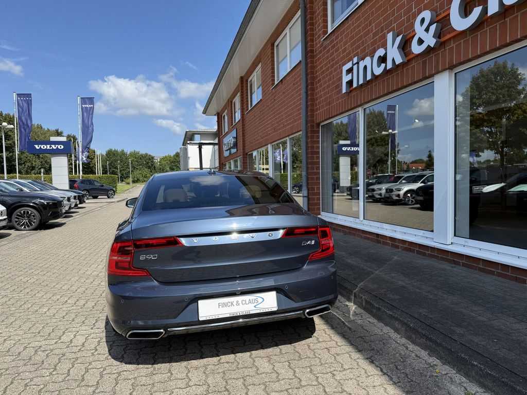 Volvo  D4 Inscription