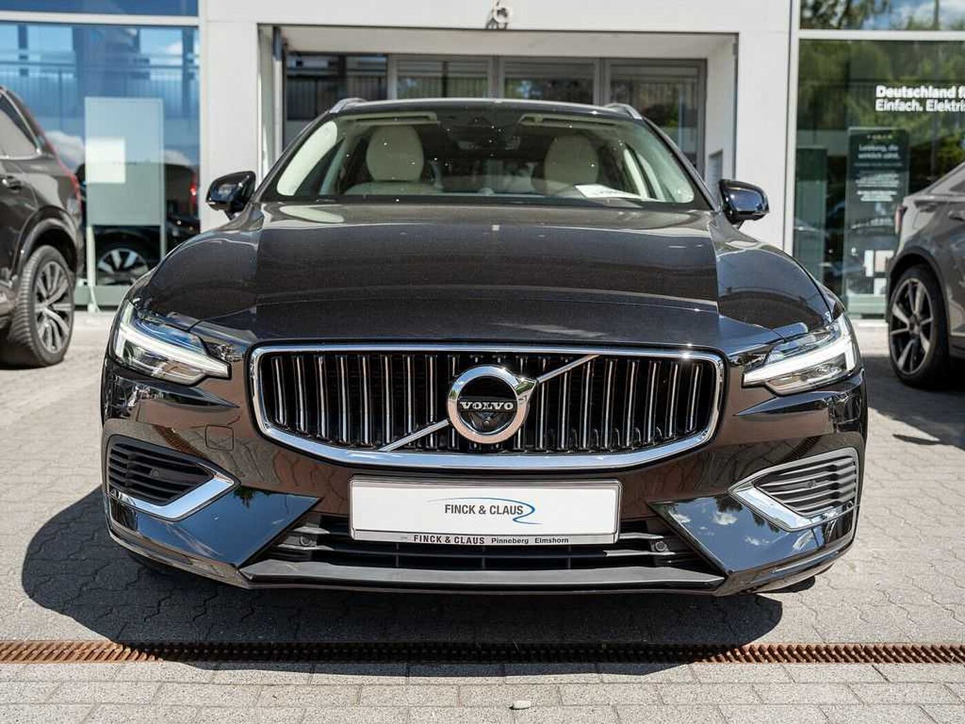 Volvo  T6 AWD Plus Bright NAVI B&W ACC HUD LED 360°