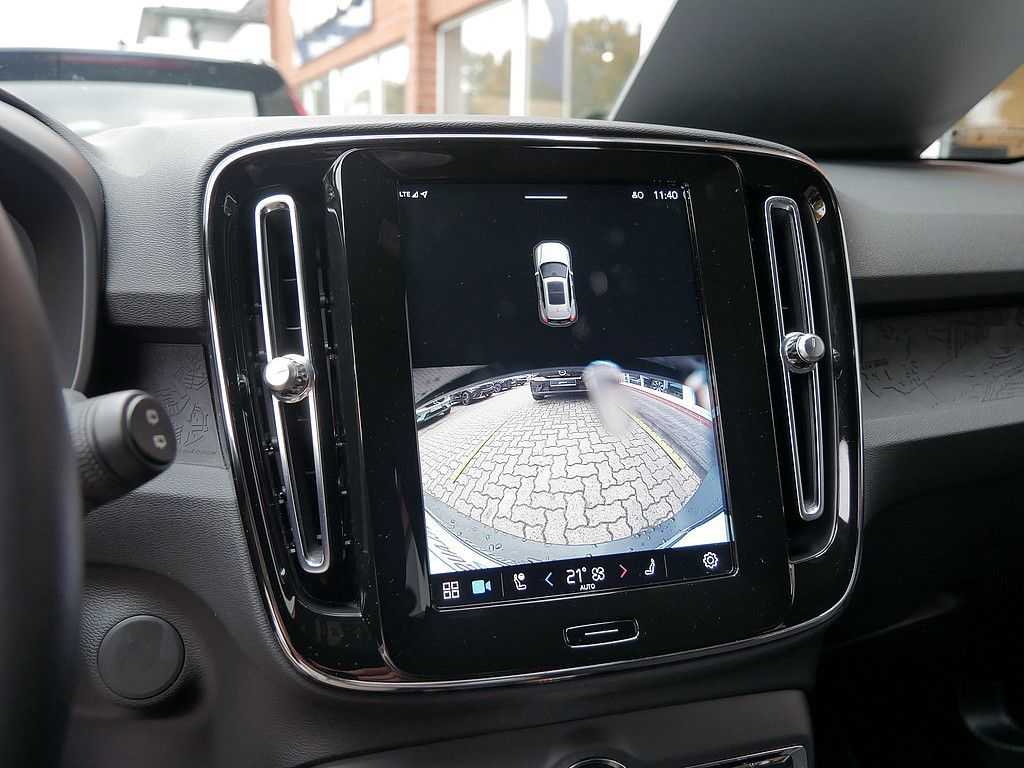 Volvo  Core Recharge Pure Electric