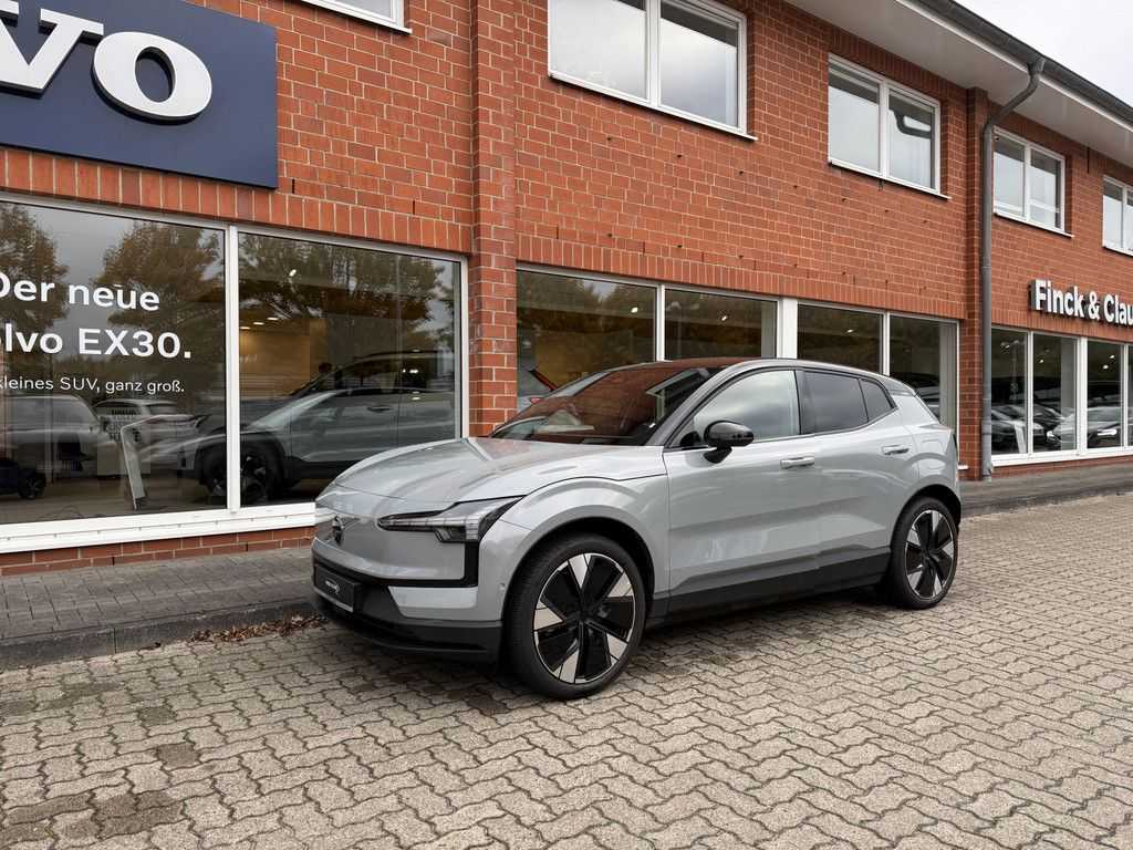 Volvo  Single Motor Extended Range Ultra PANO 360°