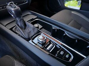 Volvo  D3 Momentum Pro