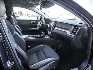 Volvo  D3 Momentum Pro
