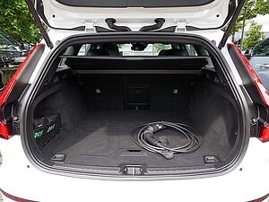 Volvo  T6 AWD Recharge R Design