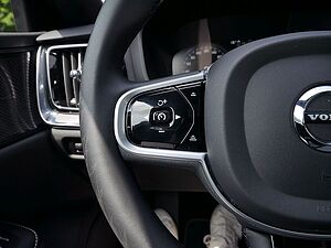 Volvo  T6 AWD Recharge R Design