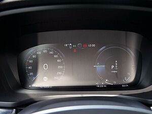 Volvo  T6 AWD Recharge R Design