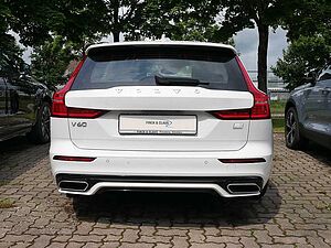 Volvo  T6 AWD Recharge R Design