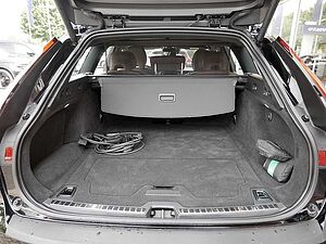 Volvo  T6 AWD Recharge Inscription Expression LED
