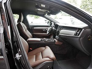 Volvo  T6 AWD Recharge Inscription Expression LED
