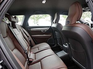 Volvo  T6 AWD Recharge Inscription Expression LED