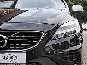 Volvo  D2 R-Design