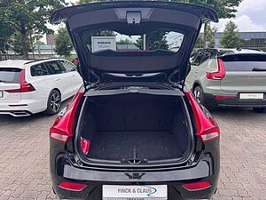 Volvo  D2 R-Design