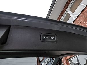 Volvo  T8 AWD R Design Edition 360° LUFTFEDERUNG