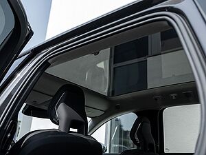 Volvo  Twin Engine Ultra HUD PANO 360° 7-SITZER