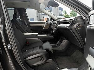 Volvo  Twin Engine Ultra HUD PANO 360° 7-SITZER