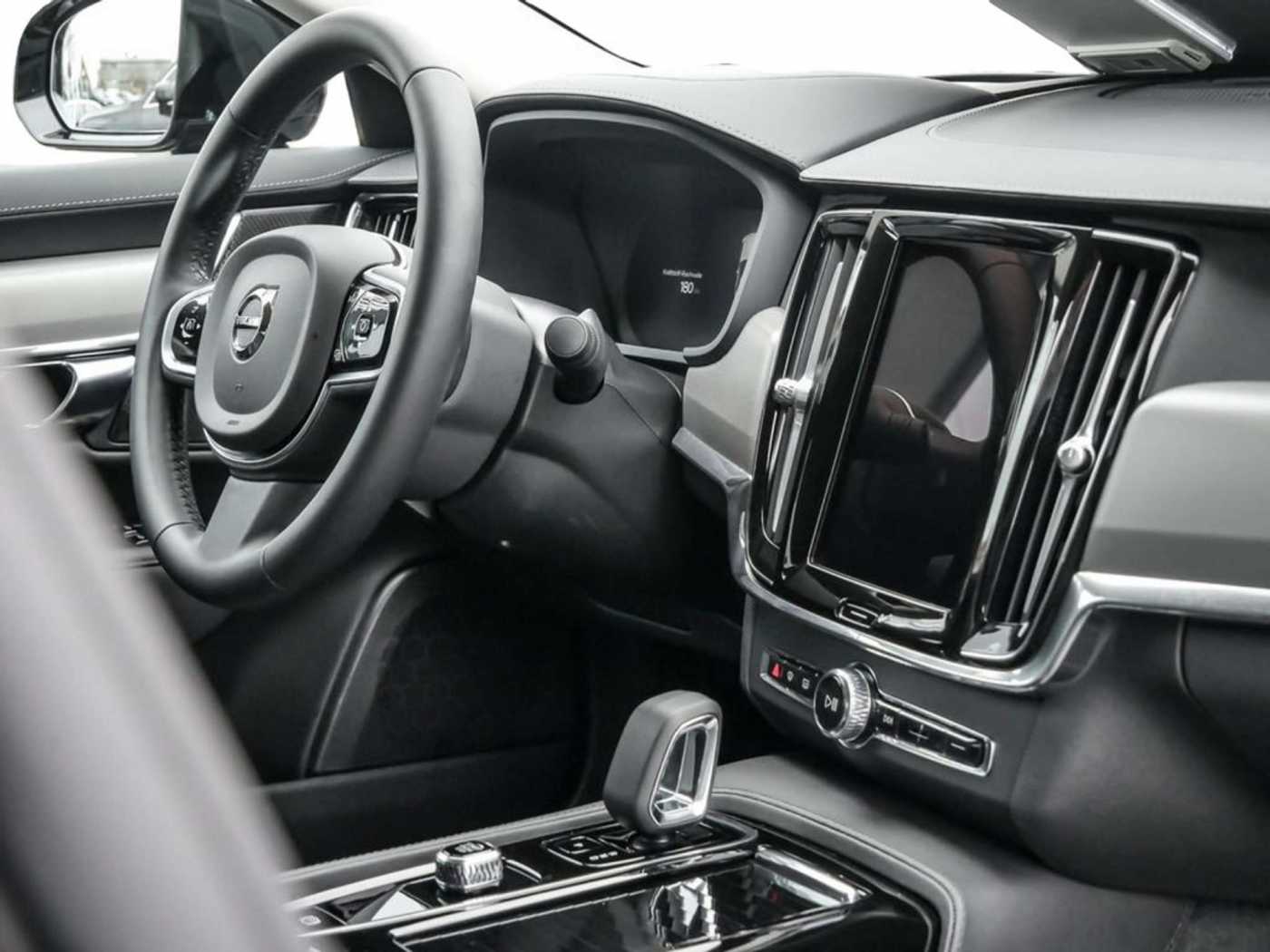 Volvo  T8 PHEV Ultimate Dark AWD