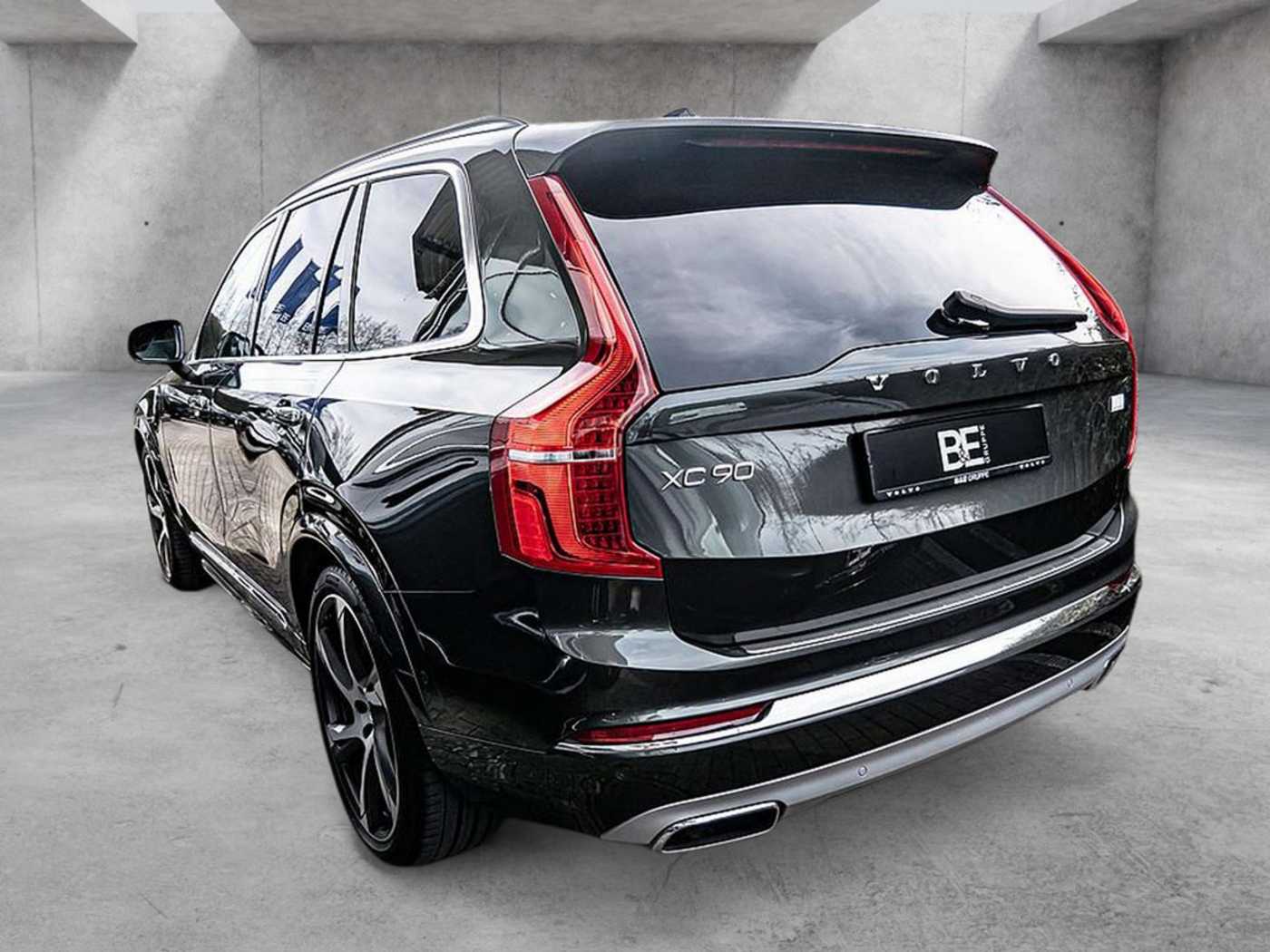 Volvo  2.0 Inscription Recharge Plug-In Hybrid AWD