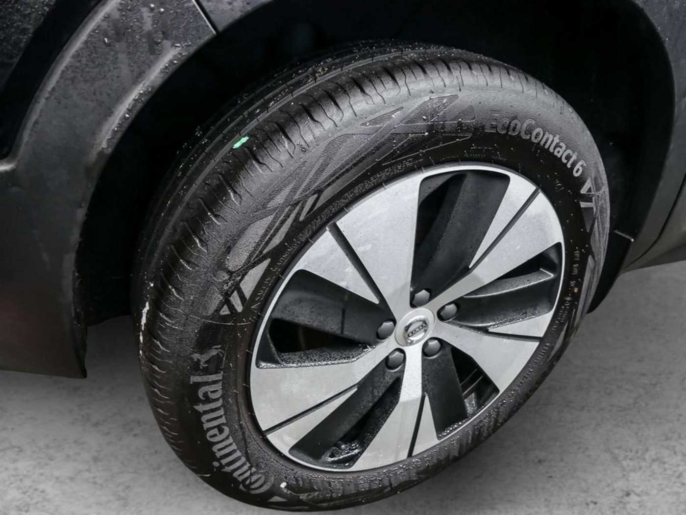 Volvo  1.5 R Design Expression Recharge Plug-In Hybrid 2W