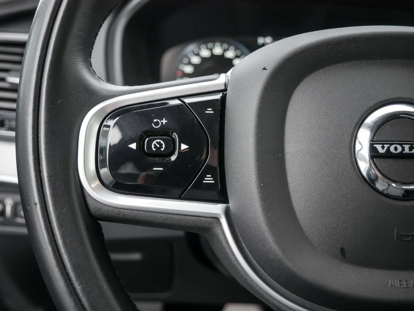 Volvo  T8 Inscription Expression AWD FACEL. LED