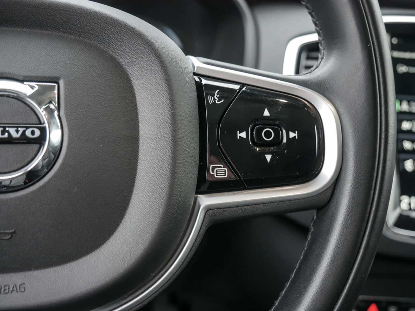 Volvo  T8 Inscription Expression AWD FACEL. LED