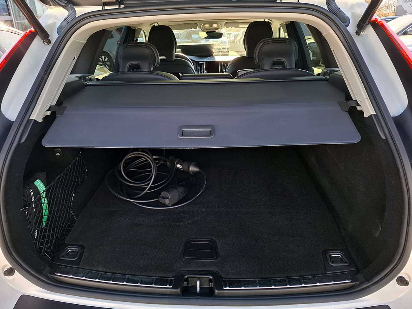 Volvo  T6 Inscription Expression Recharge AWD
