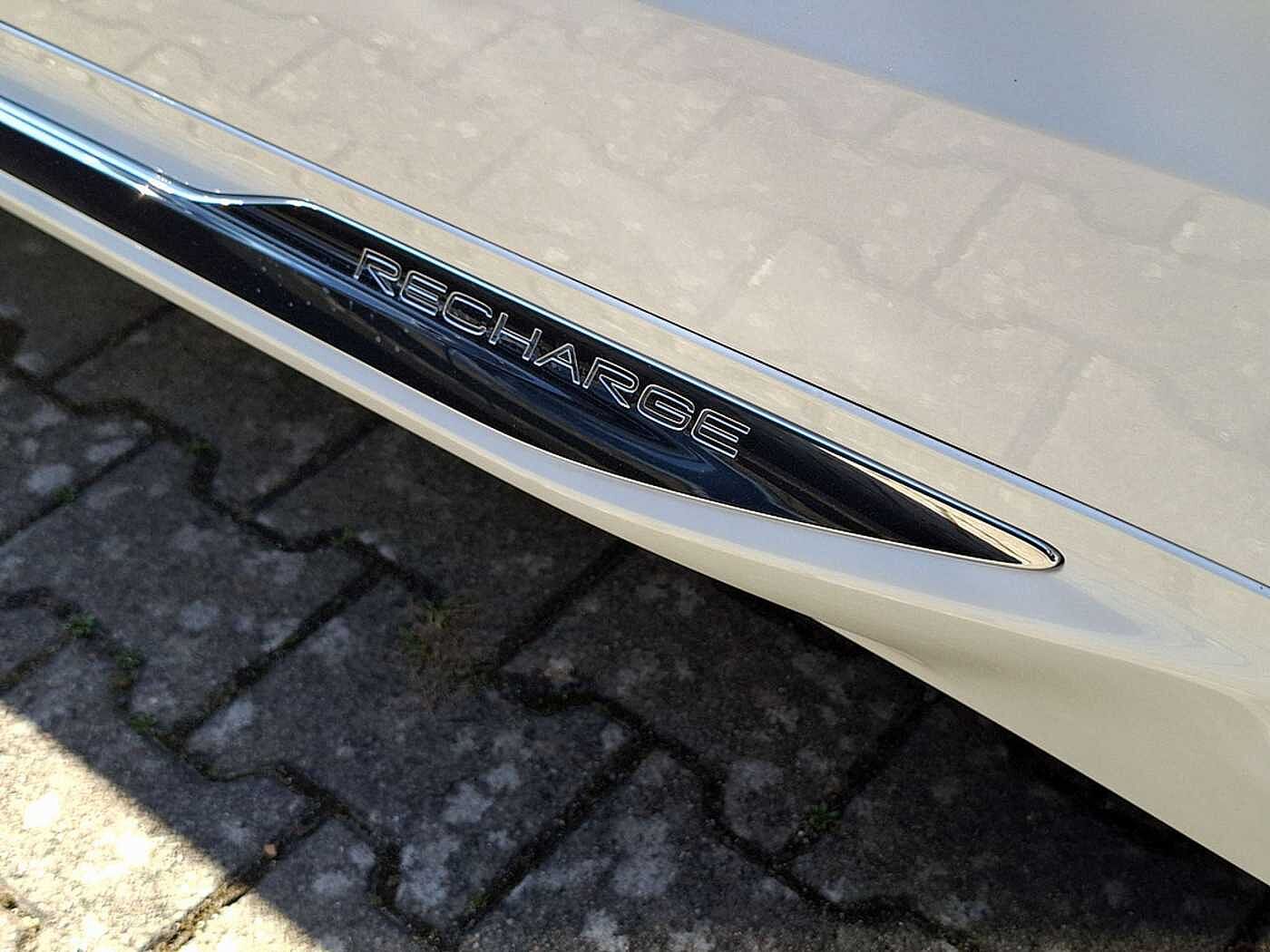 Volvo  T6 Inscription Expression Recharge AWD