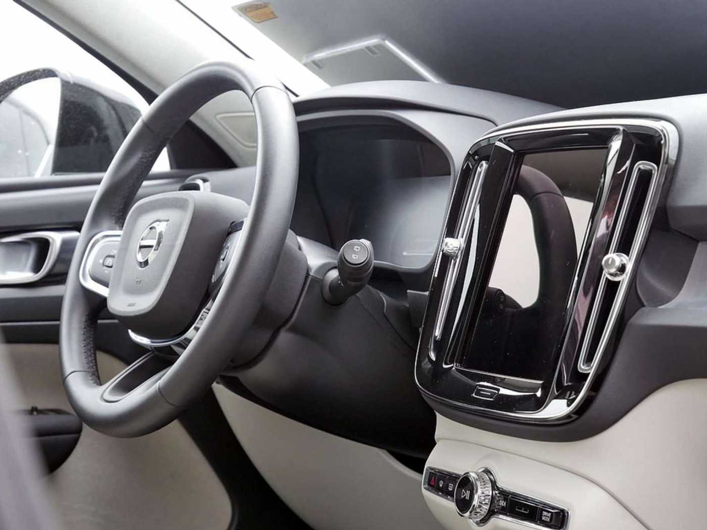 Volvo  T4 Inscription Expression Recharge Plug-In Hybrid
