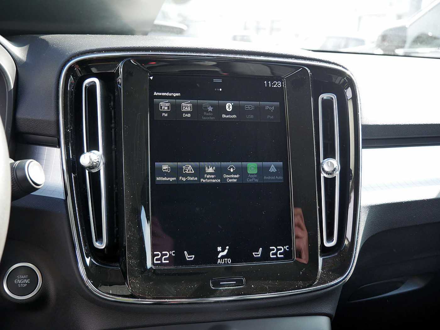 Volvo  T4 Inscription Expression Recharge LED