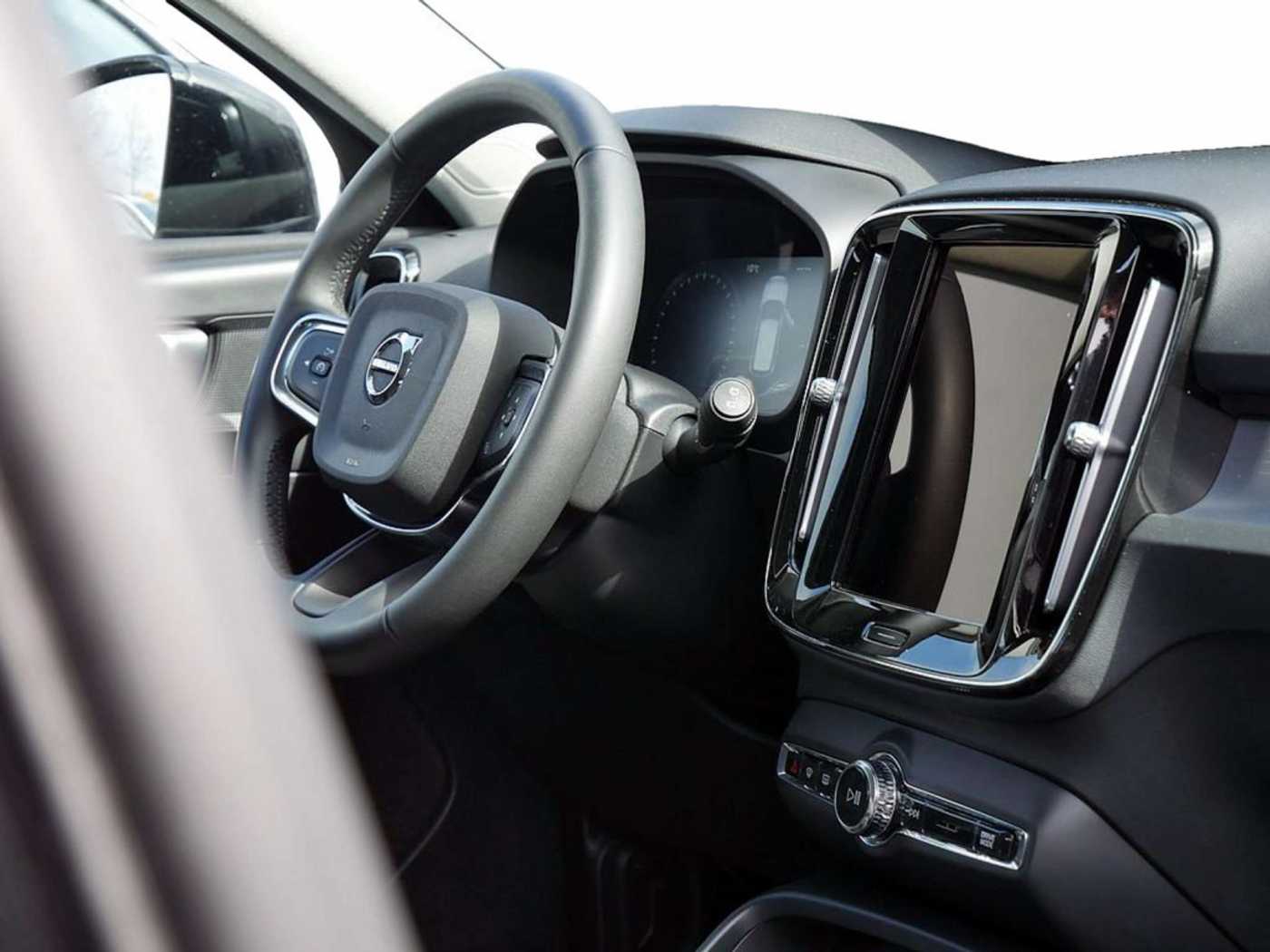Volvo  T4 Inscription Expression Recharge LED