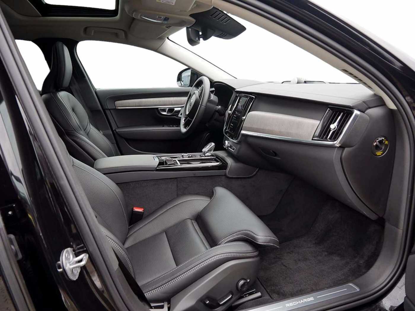 Volvo  T8 PHEV Ultimate Dark AWD