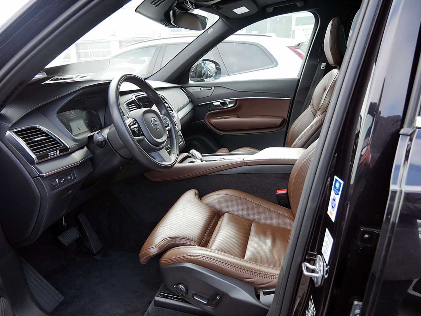 Volvo  2.0 Inscription Recharge Plug-In Hybrid AWD