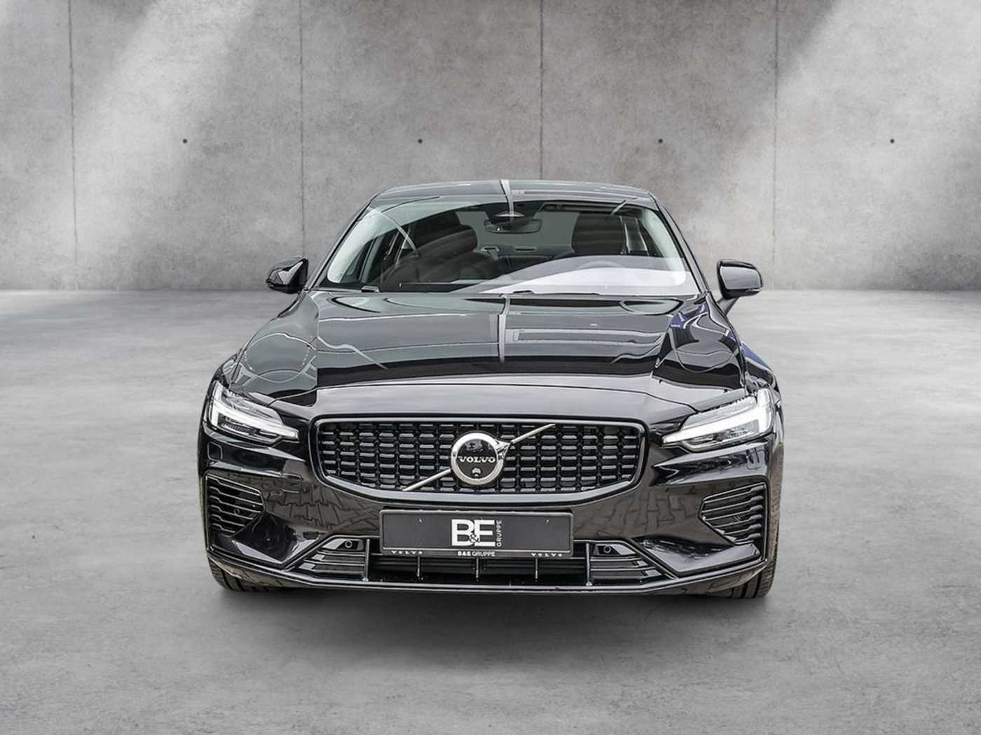 Volvo  T8 AWD Ultimate Dark AWD